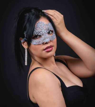 MYSTERIOUS GRAY MASK