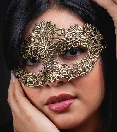 MYSTERIOUS GOLDEN MASK